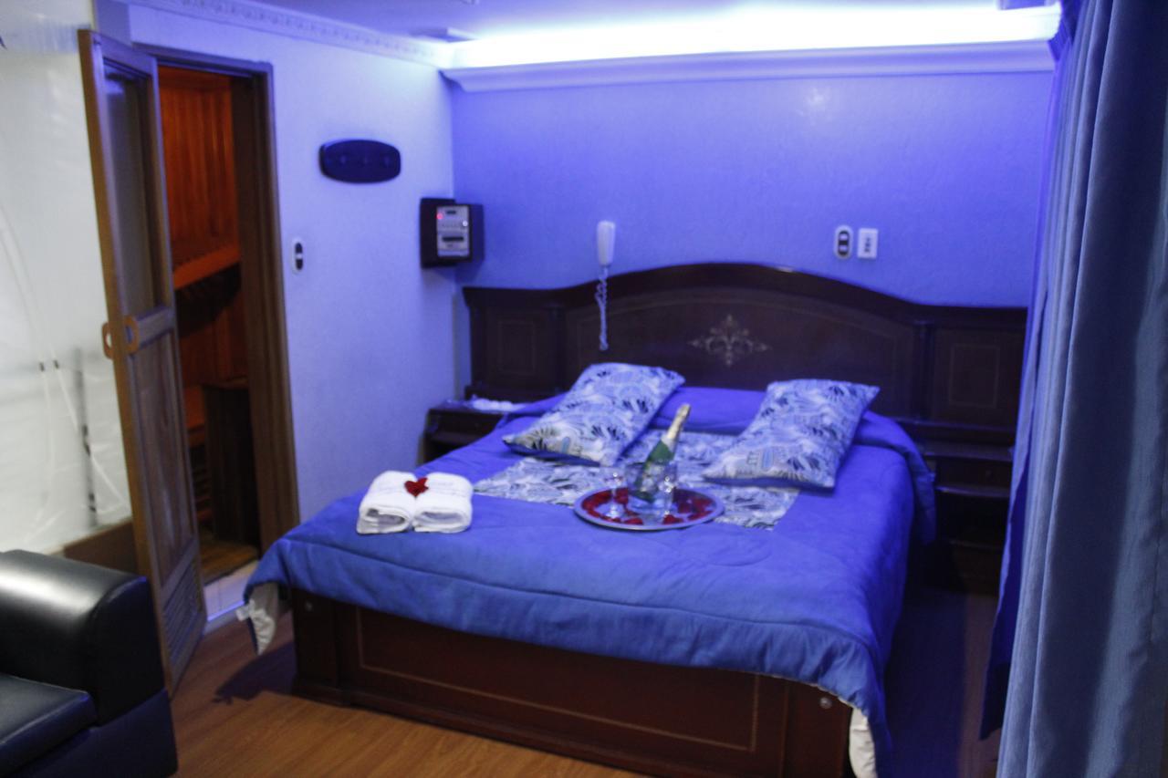 Motel Piramides De Cristal Μπογκοτά Εξωτερικό φωτογραφία