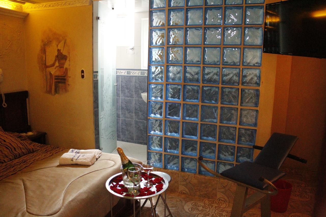 Motel Piramides De Cristal Μπογκοτά Εξωτερικό φωτογραφία