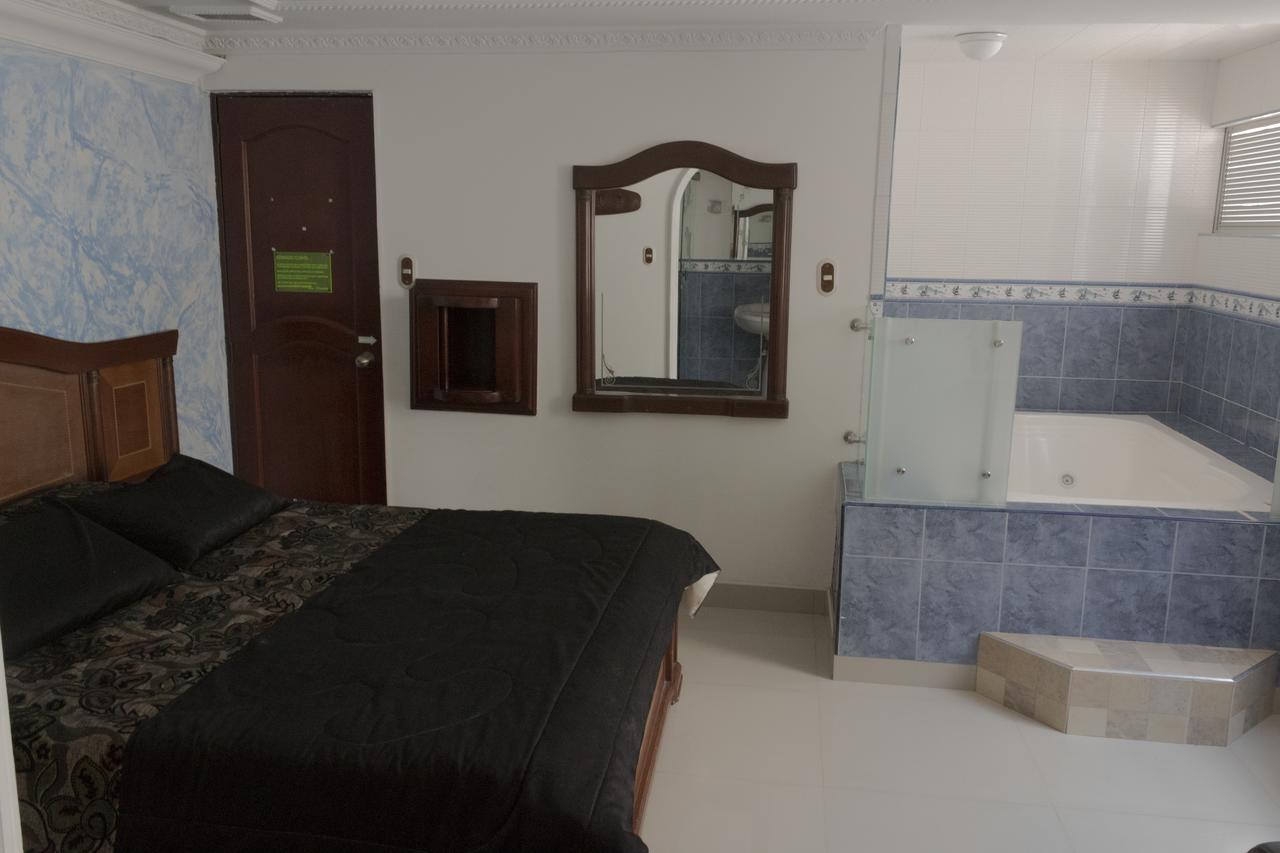 Motel Piramides De Cristal Μπογκοτά Εξωτερικό φωτογραφία